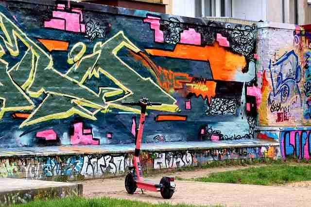 【鉴黄师免费观看】深夜核心玩法试读 - 速来围观,一个鉴黄师的自白